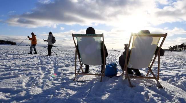 finlandia lapponia meteo caldo clima ghiaccio neve sdraio sci sole