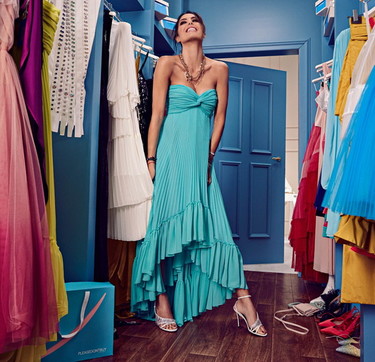 Abiti a noleggio, Pleasedontbuy signed by Twinset: il servizio è anche  online - Foto Tgcom24