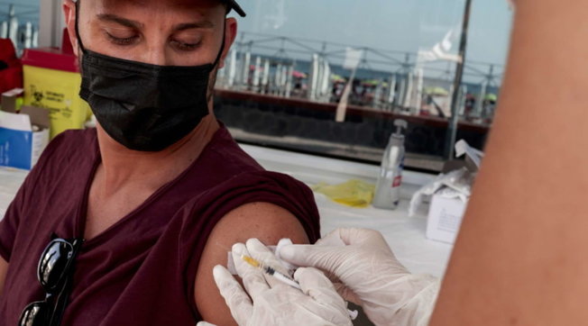 campania vaccini vaccino camper piazze lido Pozzuoli Giugliano Frattamaggiore