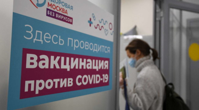 russia covid mascherine ambulanza vaccini vaccino