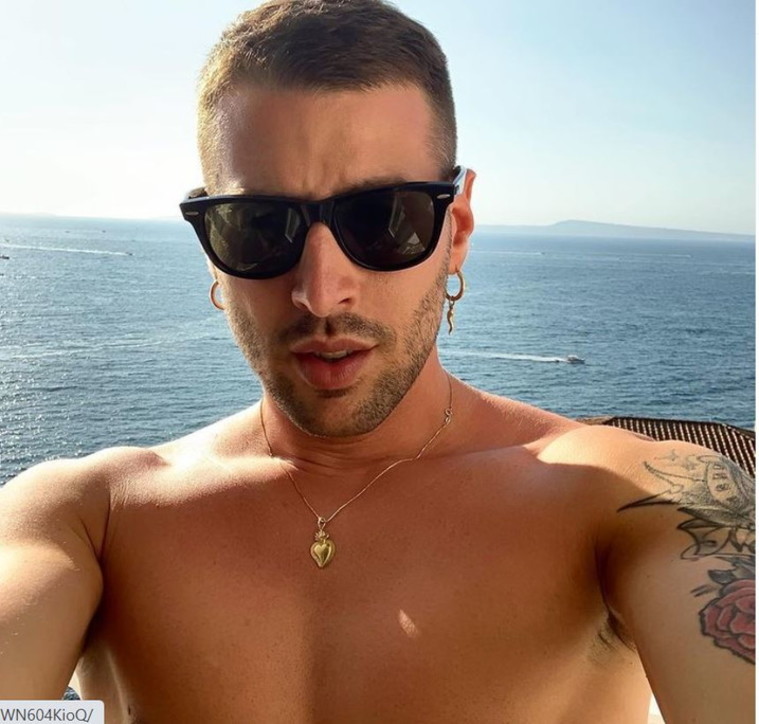 Gigi D'alessio Papà Per La 5 Volta