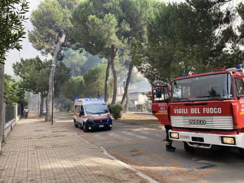 pescara, incendio