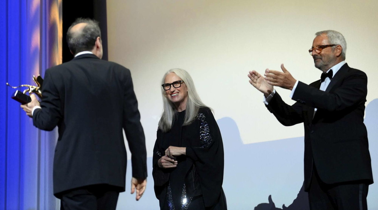 Leone d'Oro alla carriera, lo show di Roberto Benigni a Venezia