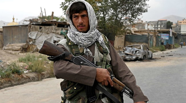 afghanistan kabul razzi aeroporto