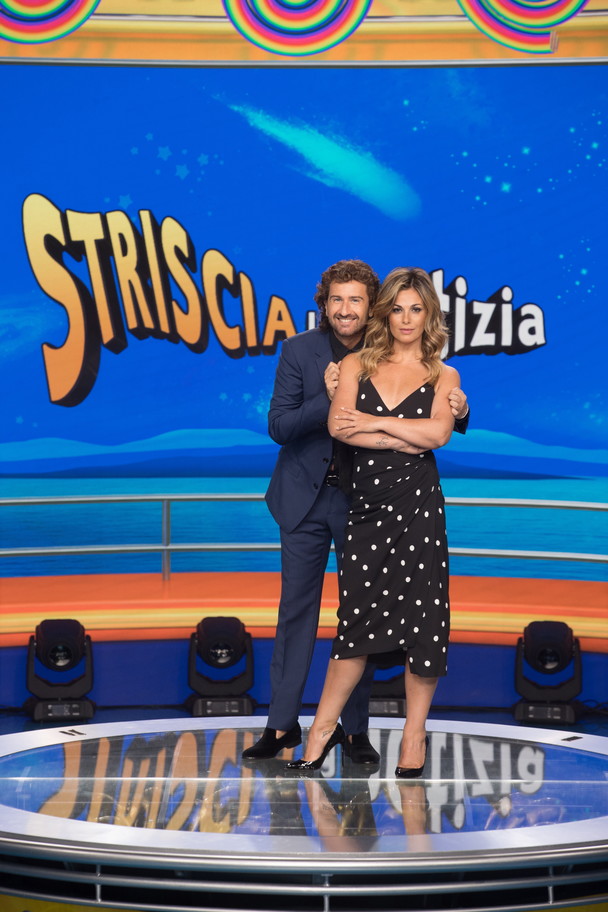 striscia la notizia alessandro siani vanessa incontrada