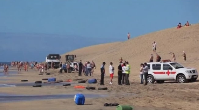 canaria canarie spiaggia nudisti immigrati migranti Maspalomas