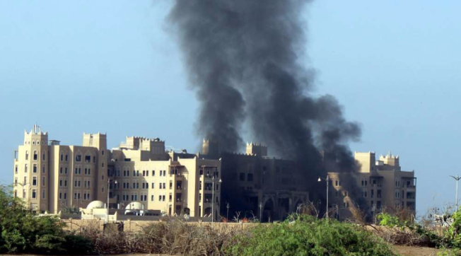 Yemen razzi su hotel Aden