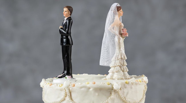 coppia, divorzio, divorziare, torta nuziale