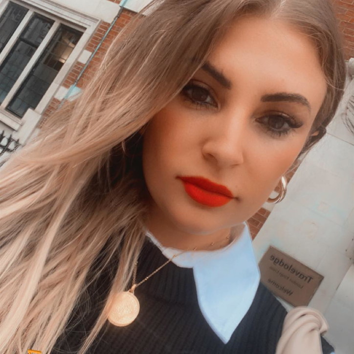 Gb, nonna record a 33 anni: l'album di famiglia di Gemma Louise