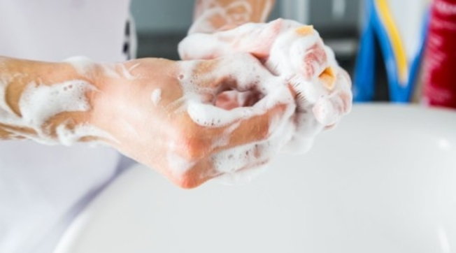 mani,pulizia,igiene,acqua,sapone