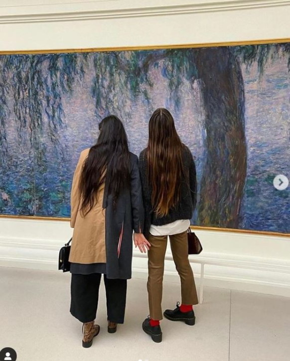 Demi ammira l'arte... fallica