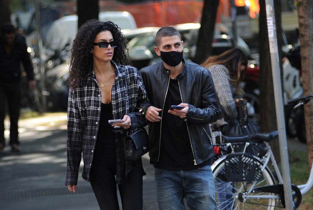 Marco Verratti e Federico Balzaretti fanno shopping a Milano con le mogli