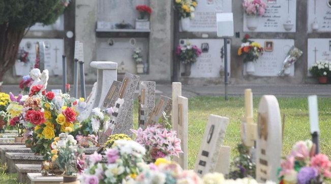 cimitero generica, defunti