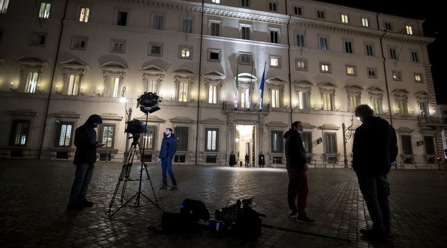palazzo chigi generica notte