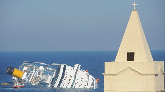 Costa Concordia, 10 anni fa il naufragio: cosa è successo quel tragico 13 gennaio all'Isola del Giglio