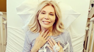 Amanda Lear operata al cuore a 83 anni: "Me l'hanno riparato"