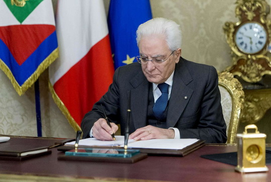 mattarella firma scioglimento camere