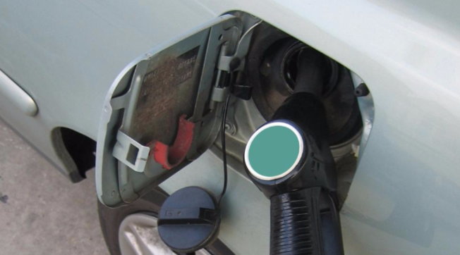 petrolio e benzina soldi nostri