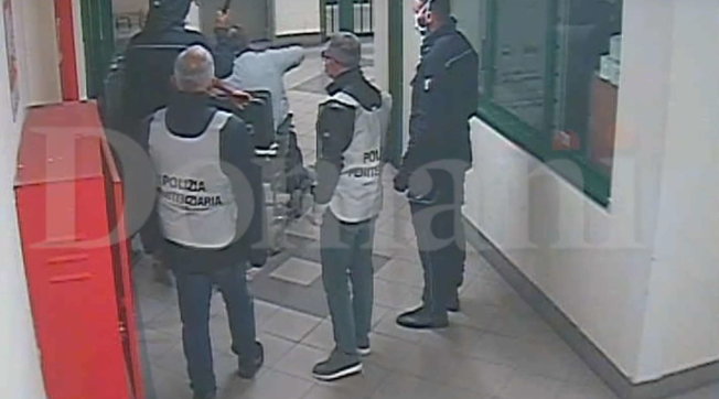 pestaggi carcere santa maria capua a vetere