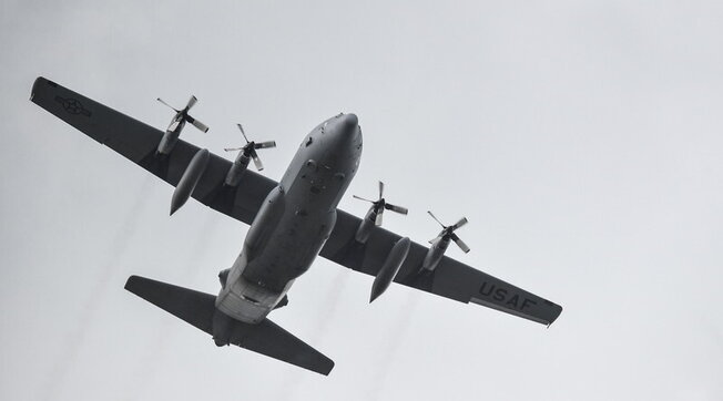 hercules c-130 aereo militare