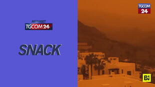 Arriva la calima, il cielo della Spagna di tinge di rosso