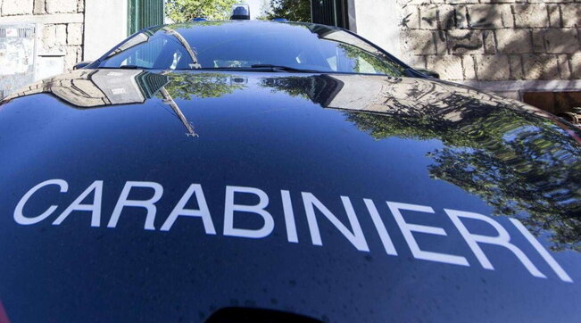 carabinieri, cc, auto, asilo nido, roma
