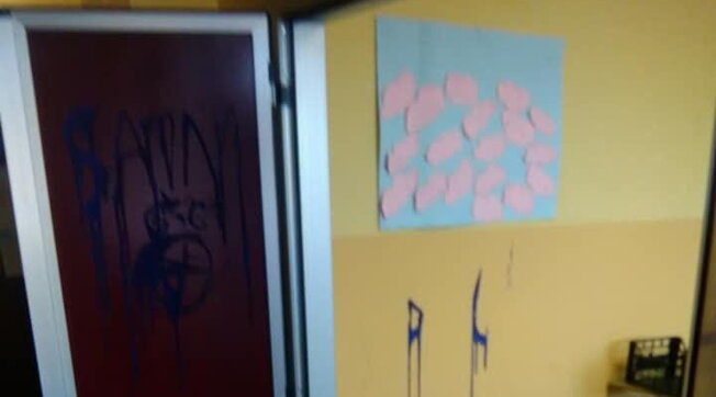 canicattì vandali scuola