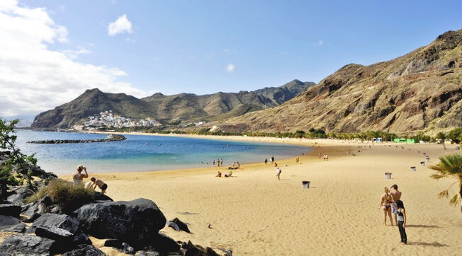 Spagna: in spiaggia tutto l'anno