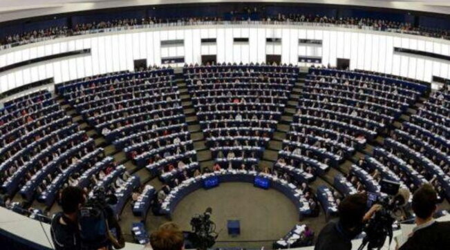 Il Parlamento europeo approva la sospensione dei dazi Ue su tutte le importazioni ucraine