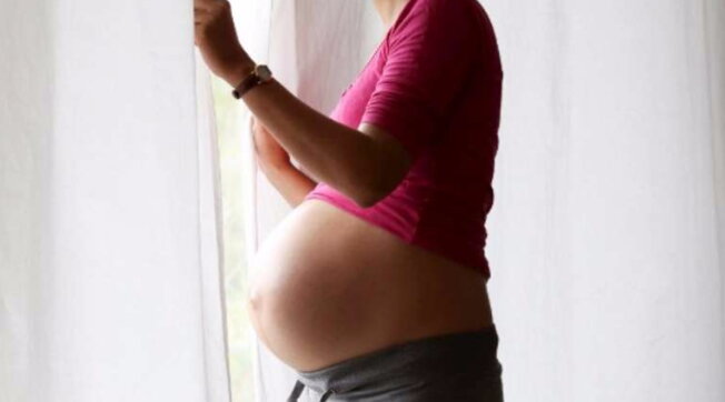 gravidanza feto maternità incinta