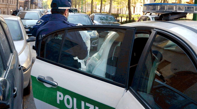 coronavirus vigili polizia locale milano distribuzione mascherine medici di base