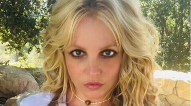 britney spears instagram topless