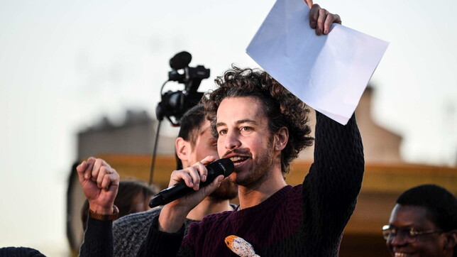 Mattia Santori Fumo E Coltivo Cannabis In Casa Il Sindaco Di 