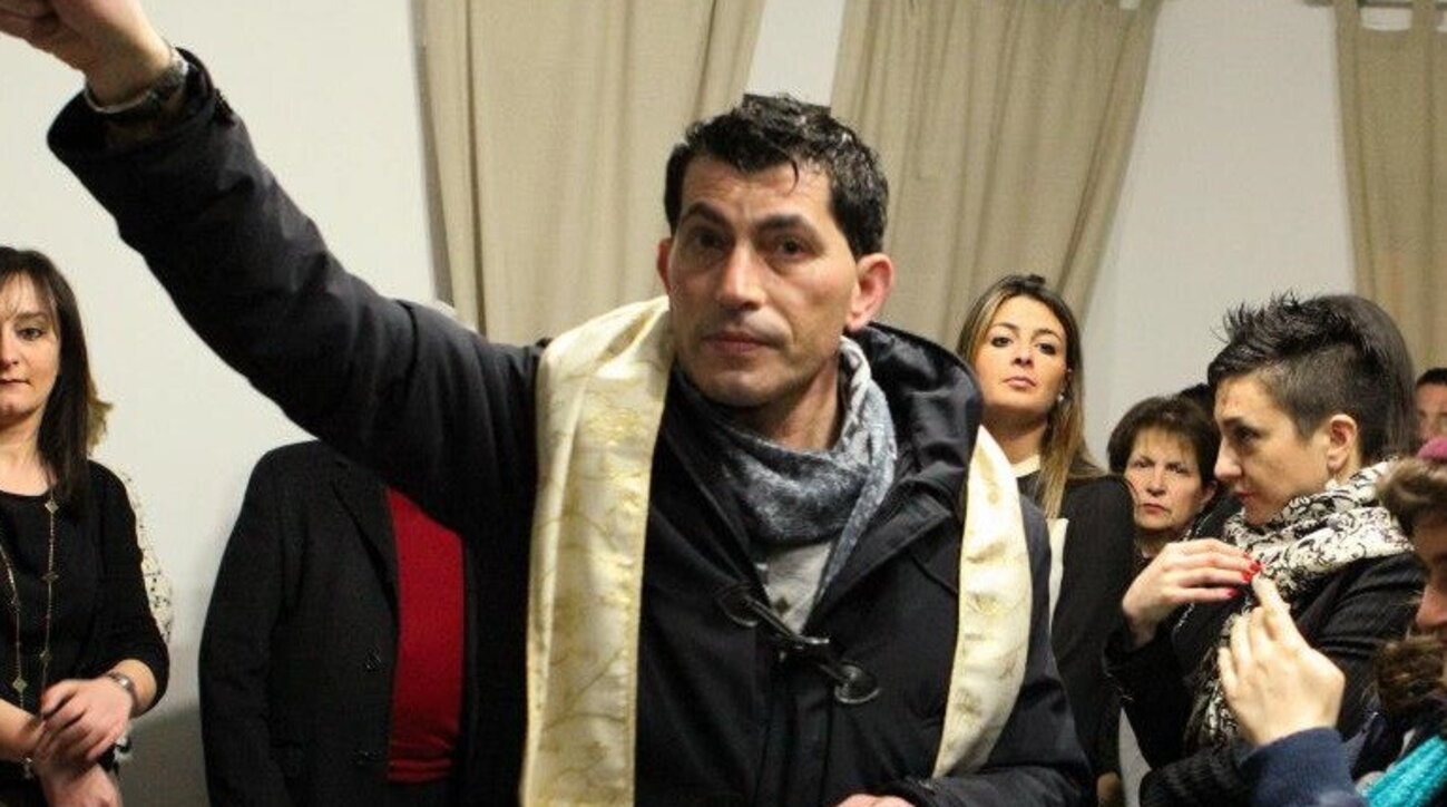 Accoglienza, la rivoluzione di Don Geremia