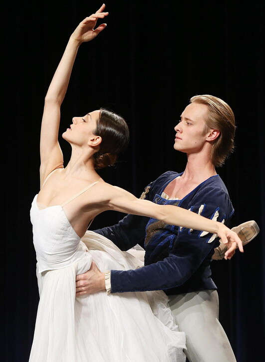 Arena di Verona: al "Bolle and Friends" proposta di matrimonio tra étoile