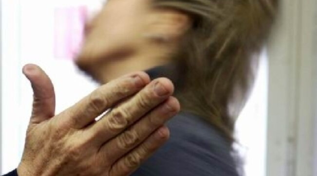 Violenza Abusi Stupro Donne Pedofilia