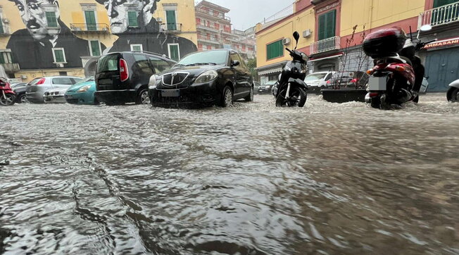 maltempo napoli