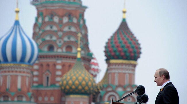 crisi in ucraina, russia, mosca, 9 maggio 2012, giorno della vittoria, putin, parata militare