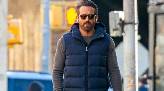 Moda uomo, Ryan Reynolds: dal classico al casual, i look da copiare