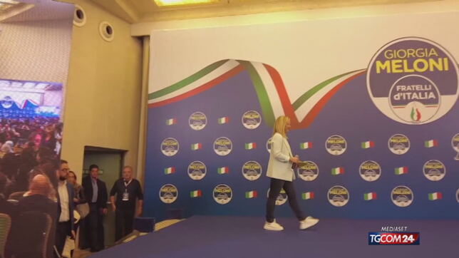 Governo, il silenzio di Giorgia Meloni e il nodo Salvini