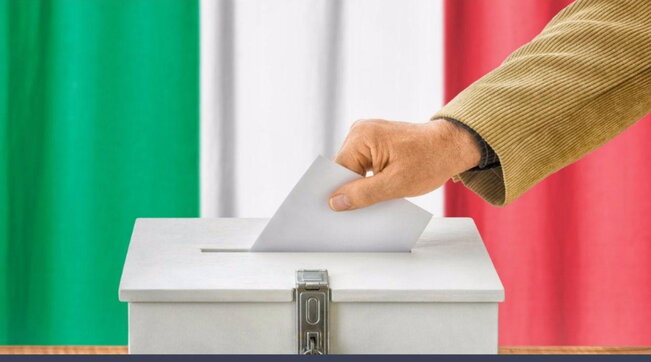 referendum urne cover infografica