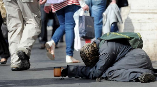 povertà istat poveri