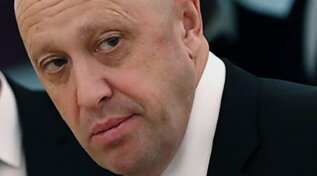 Usa, Nyt: "Mosca ha ripreso a interferire online sulle elezioni di Midterm" | Lo "chef" di Putin: "Già fatto, lo rifaremo"