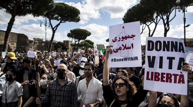 roma, manifestazione, donne, iran, Mahsa Amini