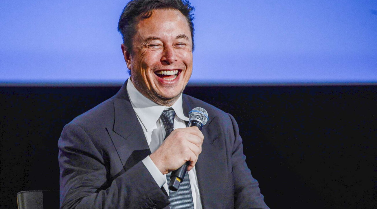 Elon Musk assume un hacker per migliorare Twitter  &hellip;