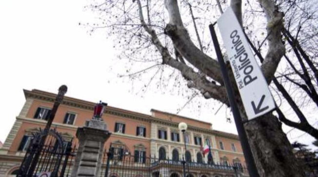 Roma Tirocinante Violentata In Ospedale Arrestato Un Infermiere