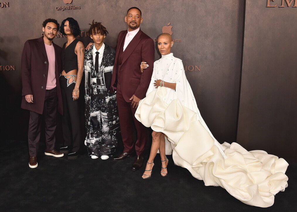 Will Smith torna con tutta la famiglia sul red carpet