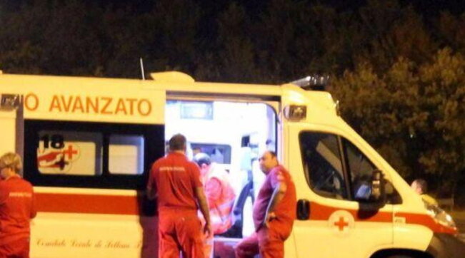 incidente, casello A4, soccorsi, ambulanza notte, auto