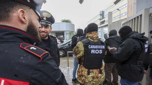 I carabinieri del Ros, gli acchiappa latitanti