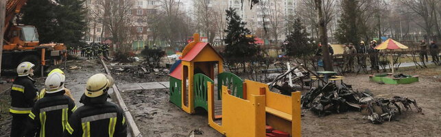 Zelensky: "Occidente non esiti, sia veloce nelle decisioni" | Cade un elicottero, tra i morti il ministro dell'Interno ucraino